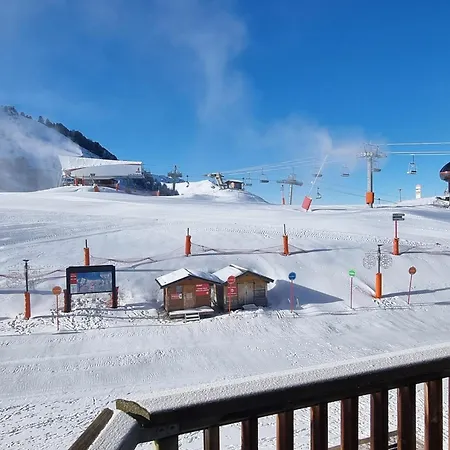 Confort - Pied Des Pistes Avec Balcon Sud - Fr-1-181-2559 Apartment