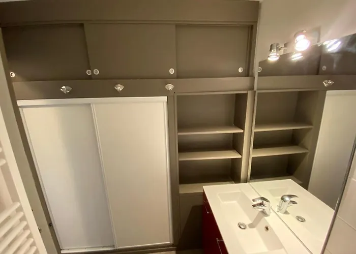 Confort - Pied Des Pistes Avec Balcon Sud - Fr-1-181-2559 * Ла-Плань