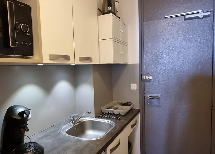 Confort - Pied Des Pistes Avec Balcon Sud - Fr-1-181-2559 Ла-Плань